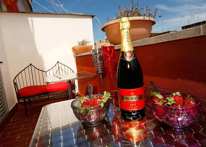 מלון דירות Marcoaurelio49 4*