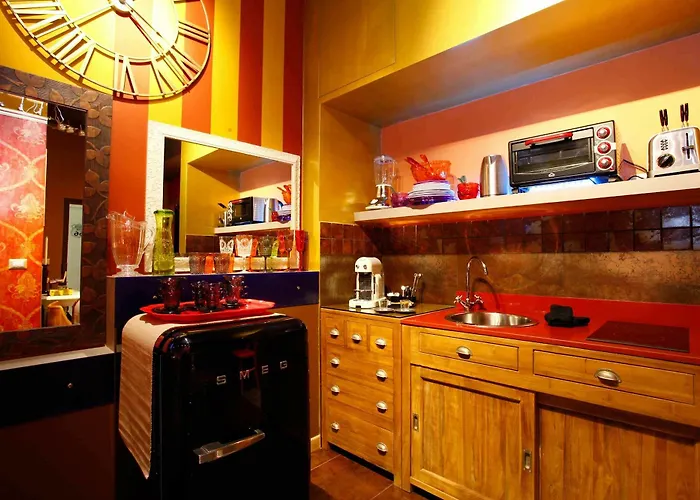 מלון דירות Marcoaurelio49 4*