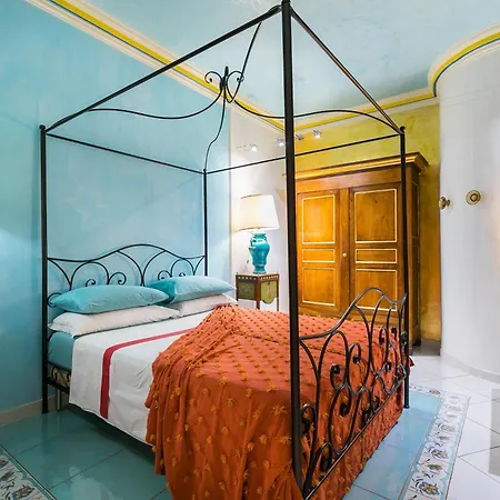 Marcoaurelio49 Aparthotel 4*