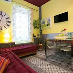 أبارتامينتي ماركووريليو49 شقة فندقية